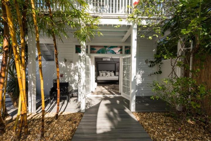 Alexander'S Guesthouse-Adult Exclusive, Lgbtq Friendly Κι Γουέστ Δωμάτιο φωτογραφία